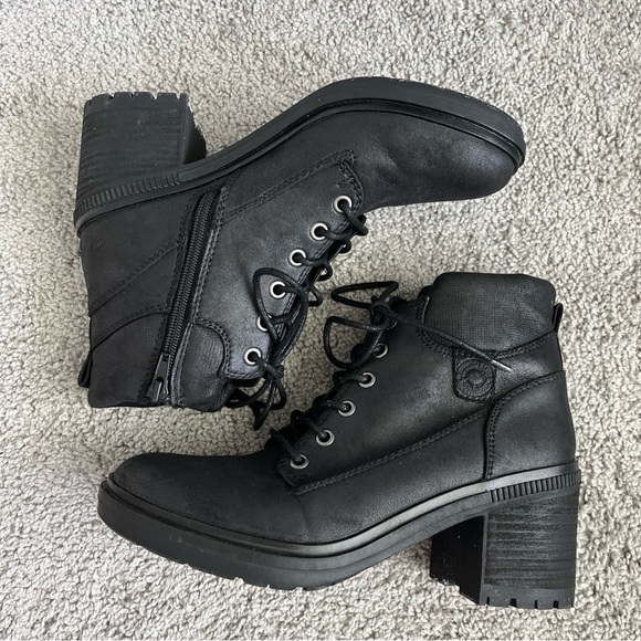 CROWN VINTAGE BLACK SUEDE LACE UP SIDE ZIP ANKLE BOOTS SIZE 7.5 - Picture 2 of 8